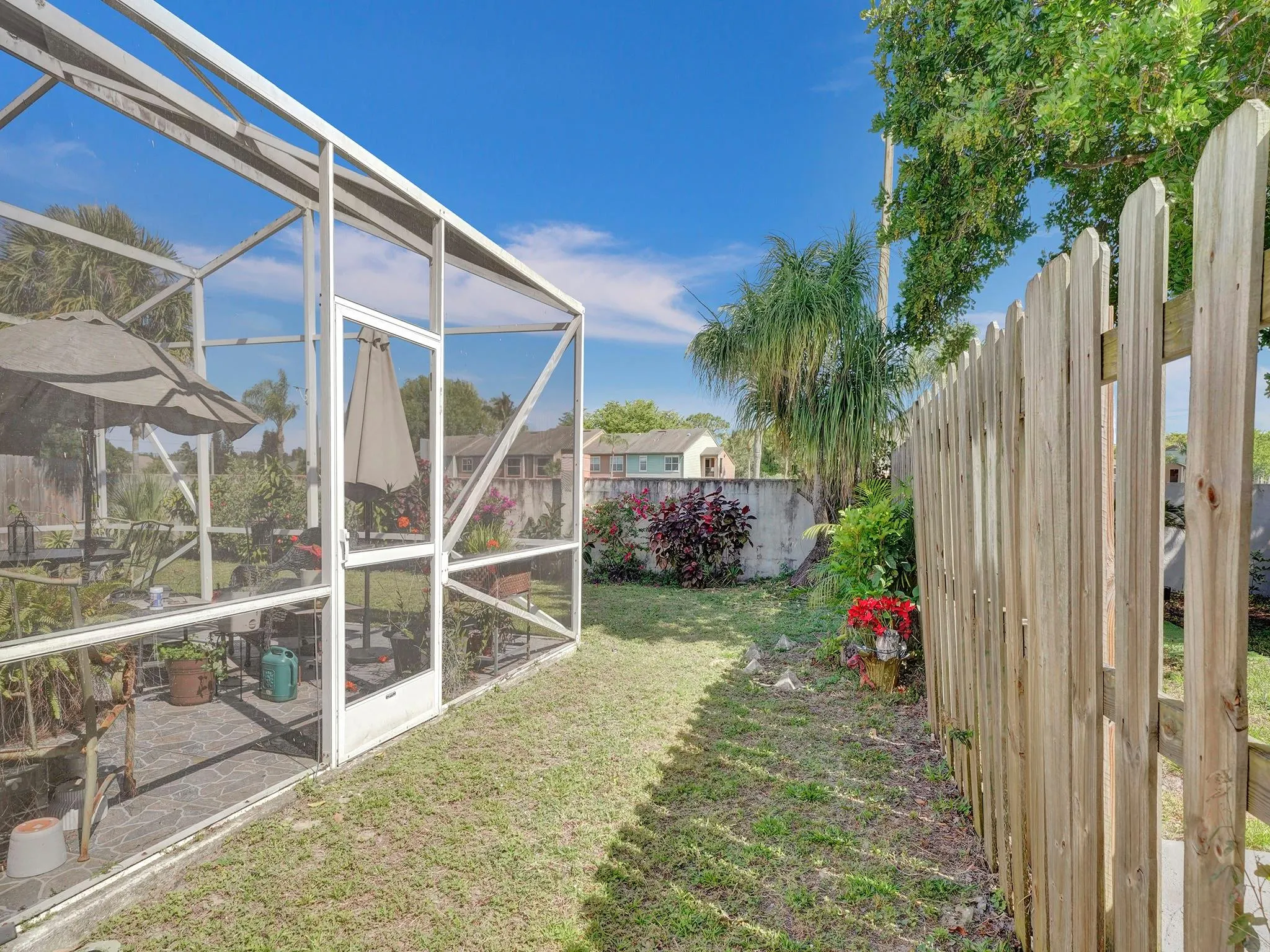 4969 Broadstone Cir