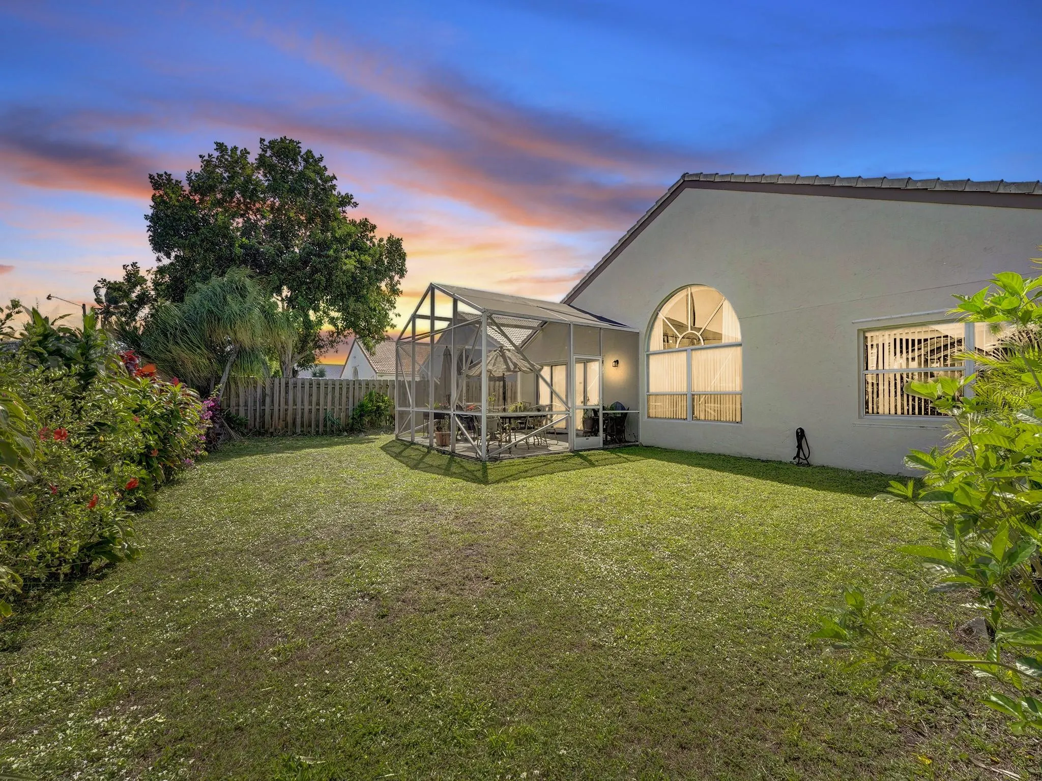 4969 Broadstone Cir