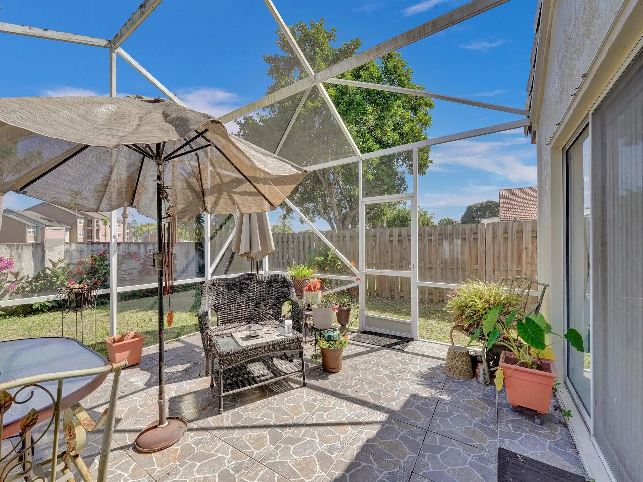 4969 Broadstone Cir