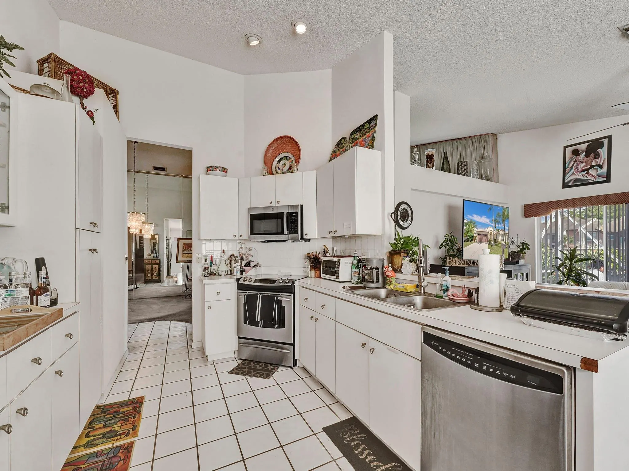 4969 Broadstone Cir