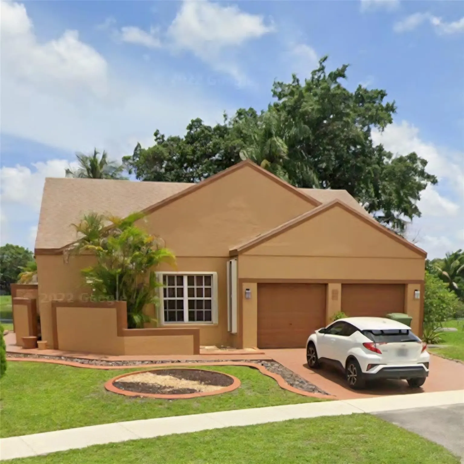 8620 SW 12 Street