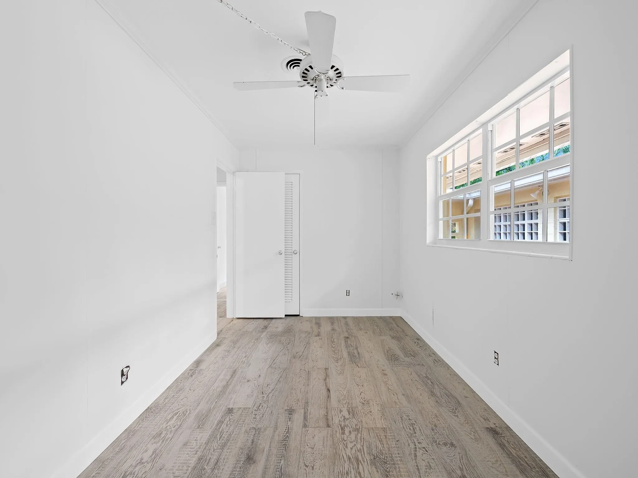 708 NW 22nd St