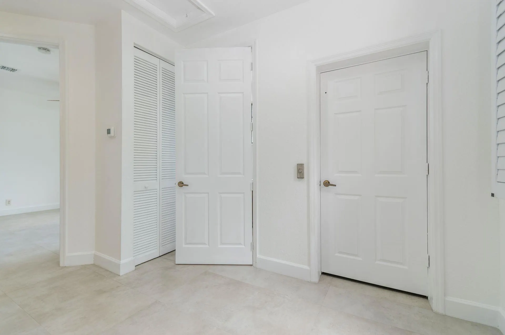 2604 Center Court Dr, #4-27