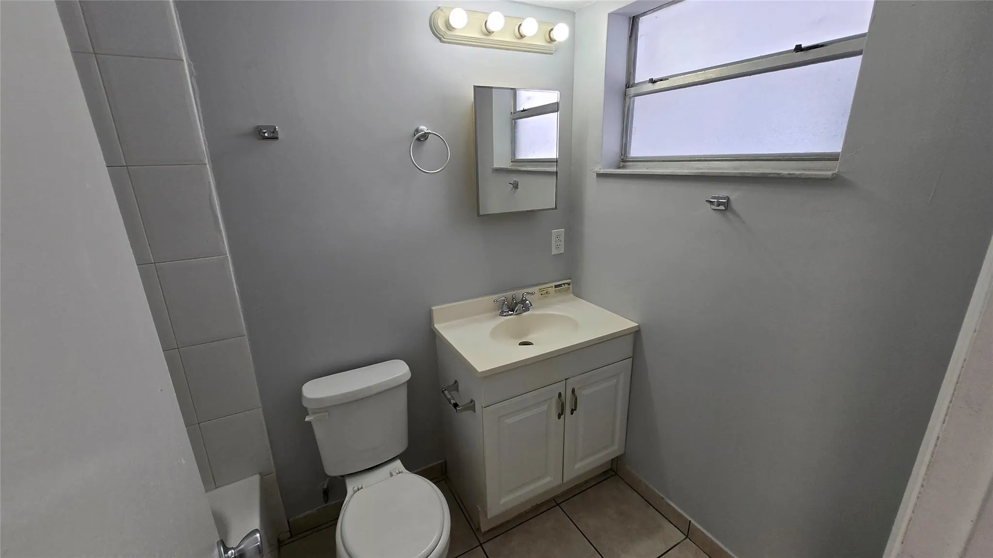 16951 NE 18th Ave, #8