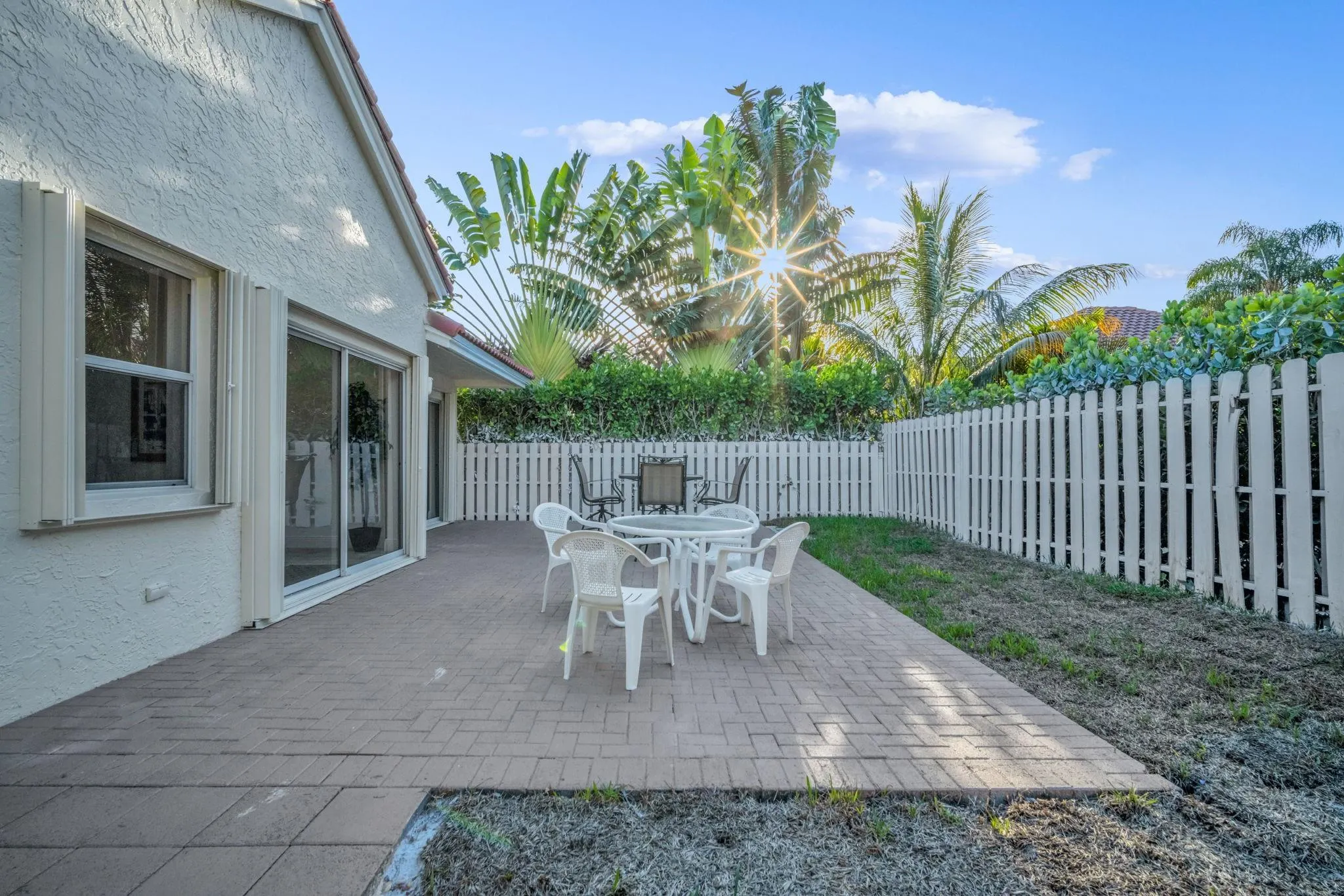 9157 Magnolia Ct