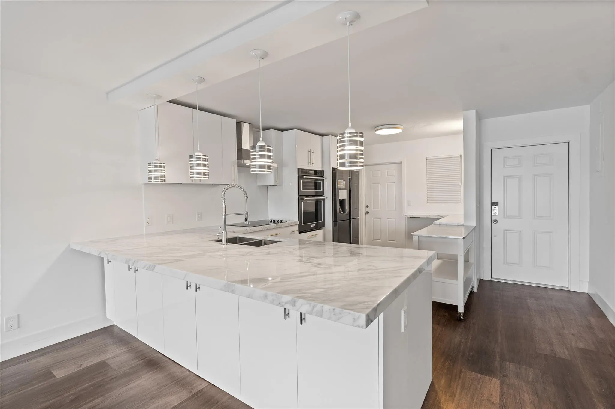 3121 NE 51st St, #303E