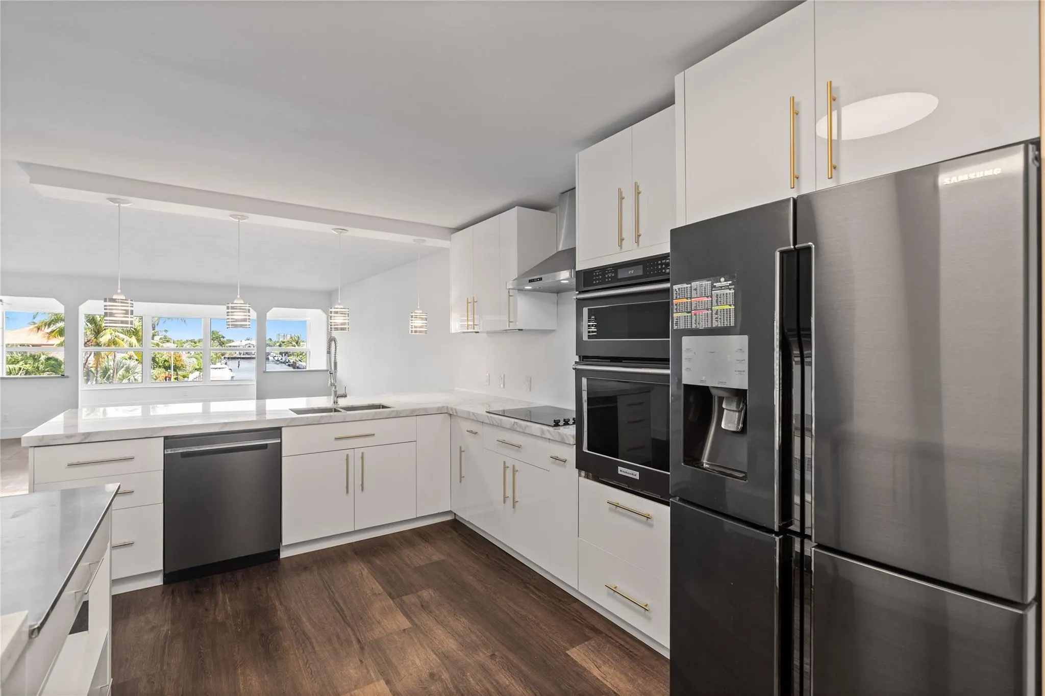 3121 NE 51st St, #303E