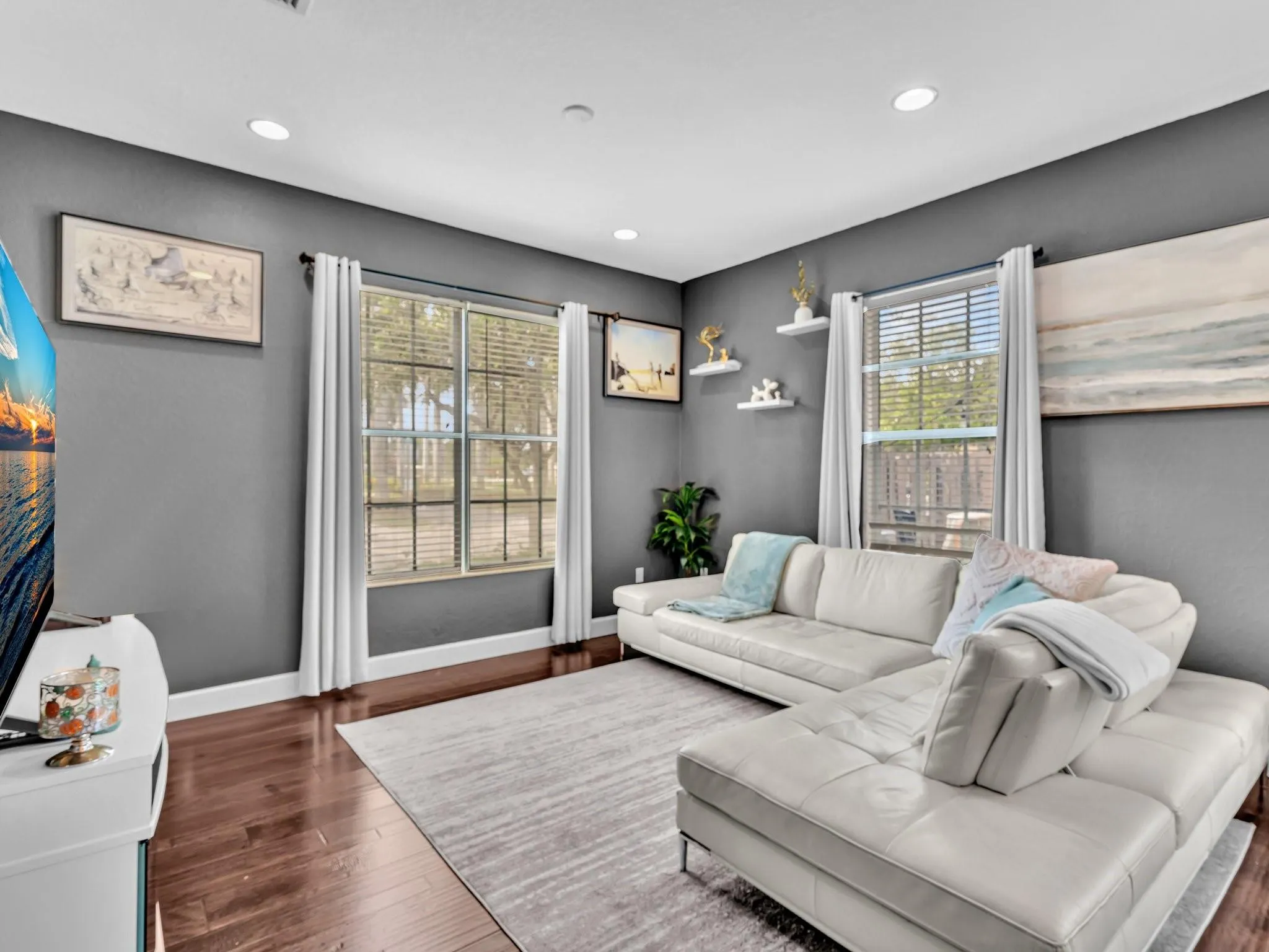 4447 Arabian Way, #4447