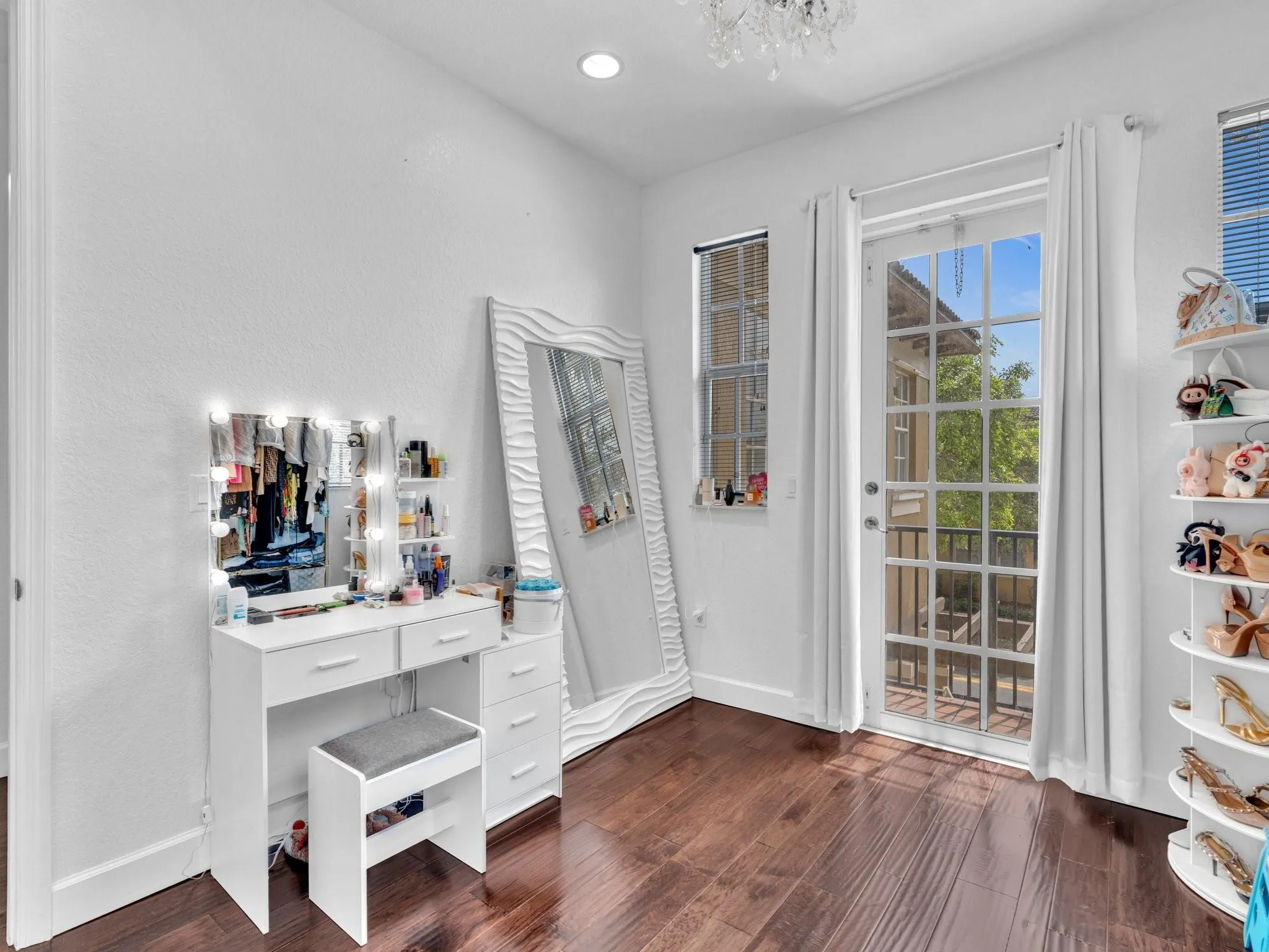 4447 Arabian Way, #4447