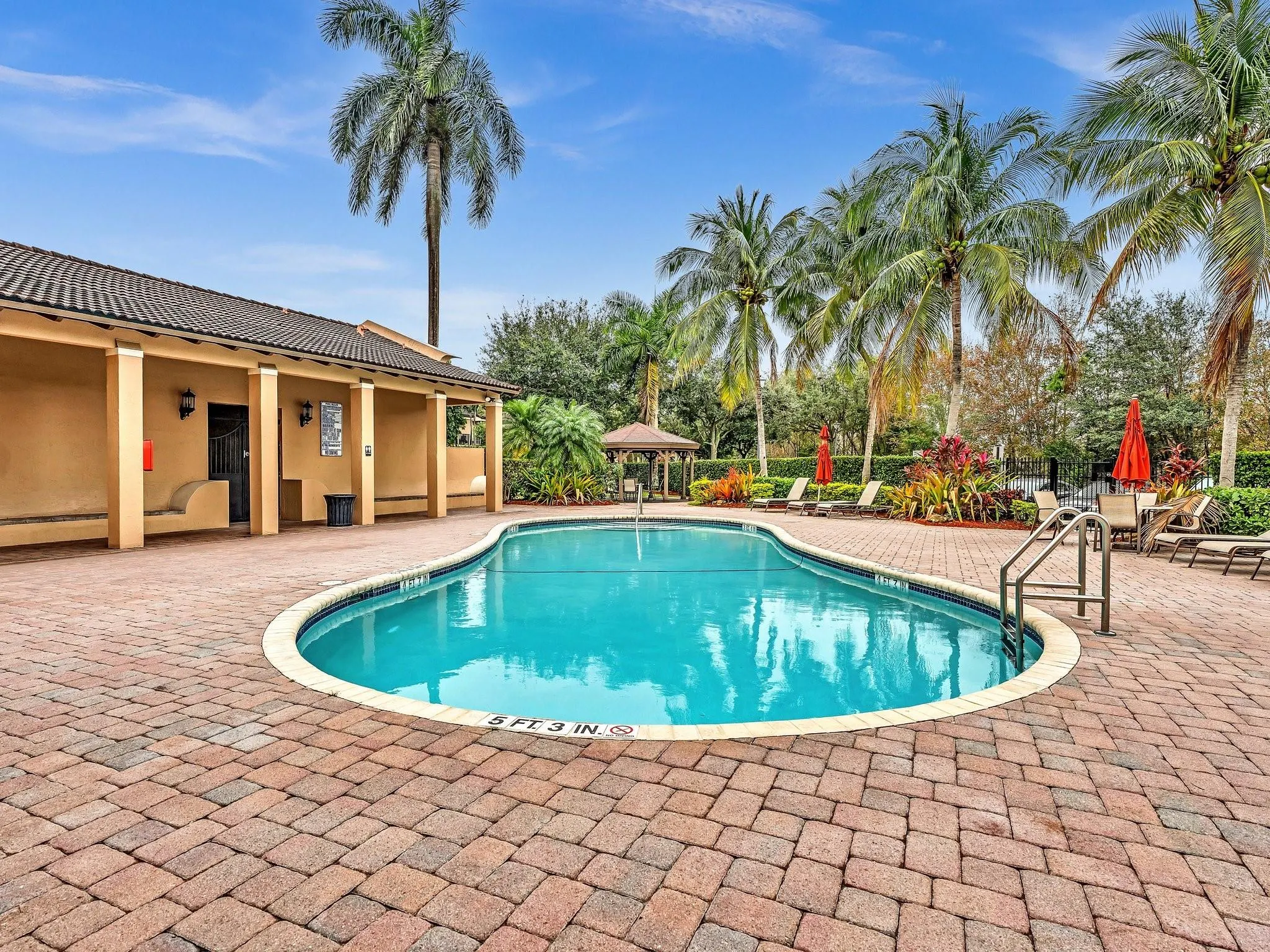 4447 Arabian Way, #4447
