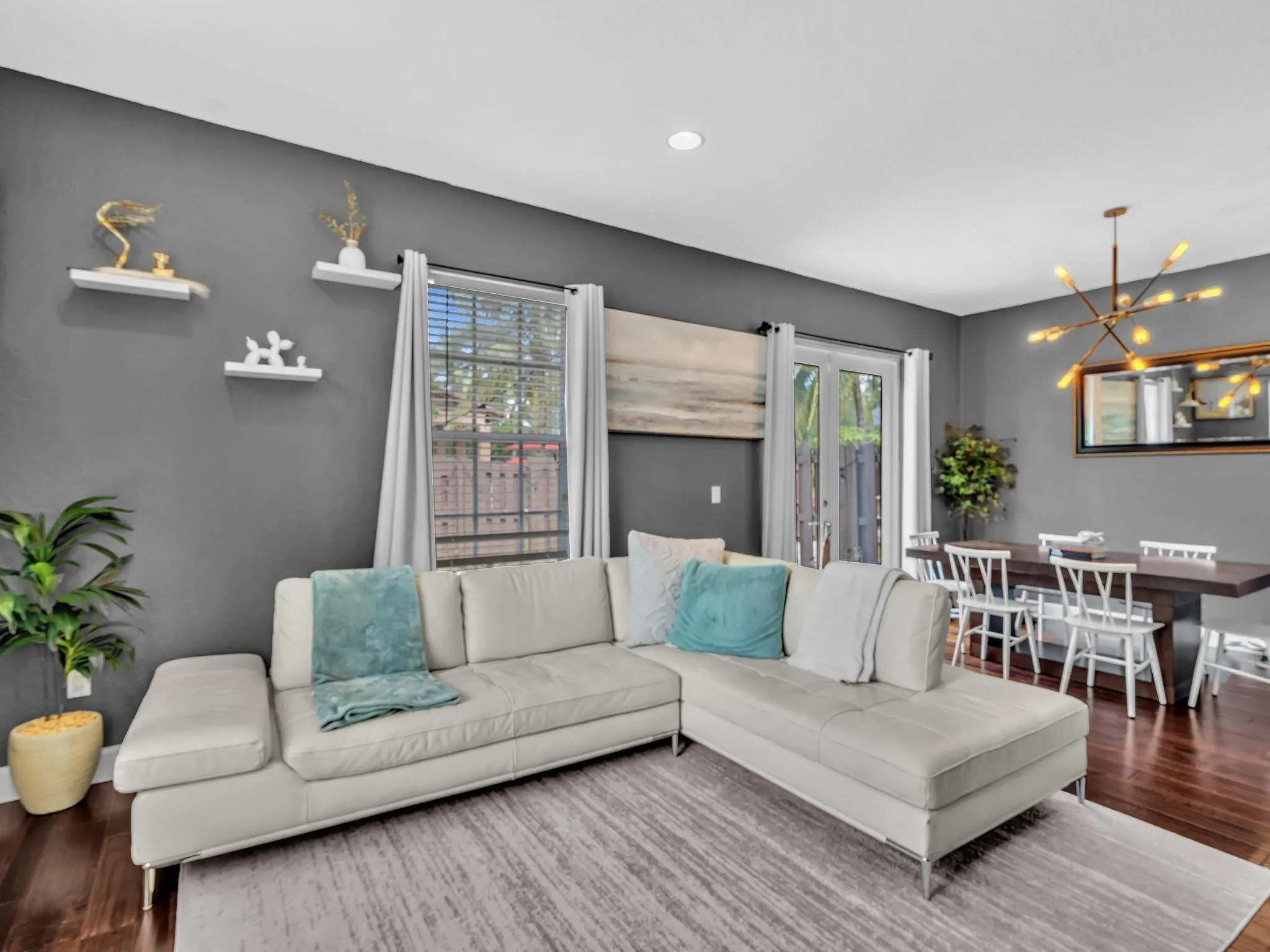 4447 Arabian Way, #4447