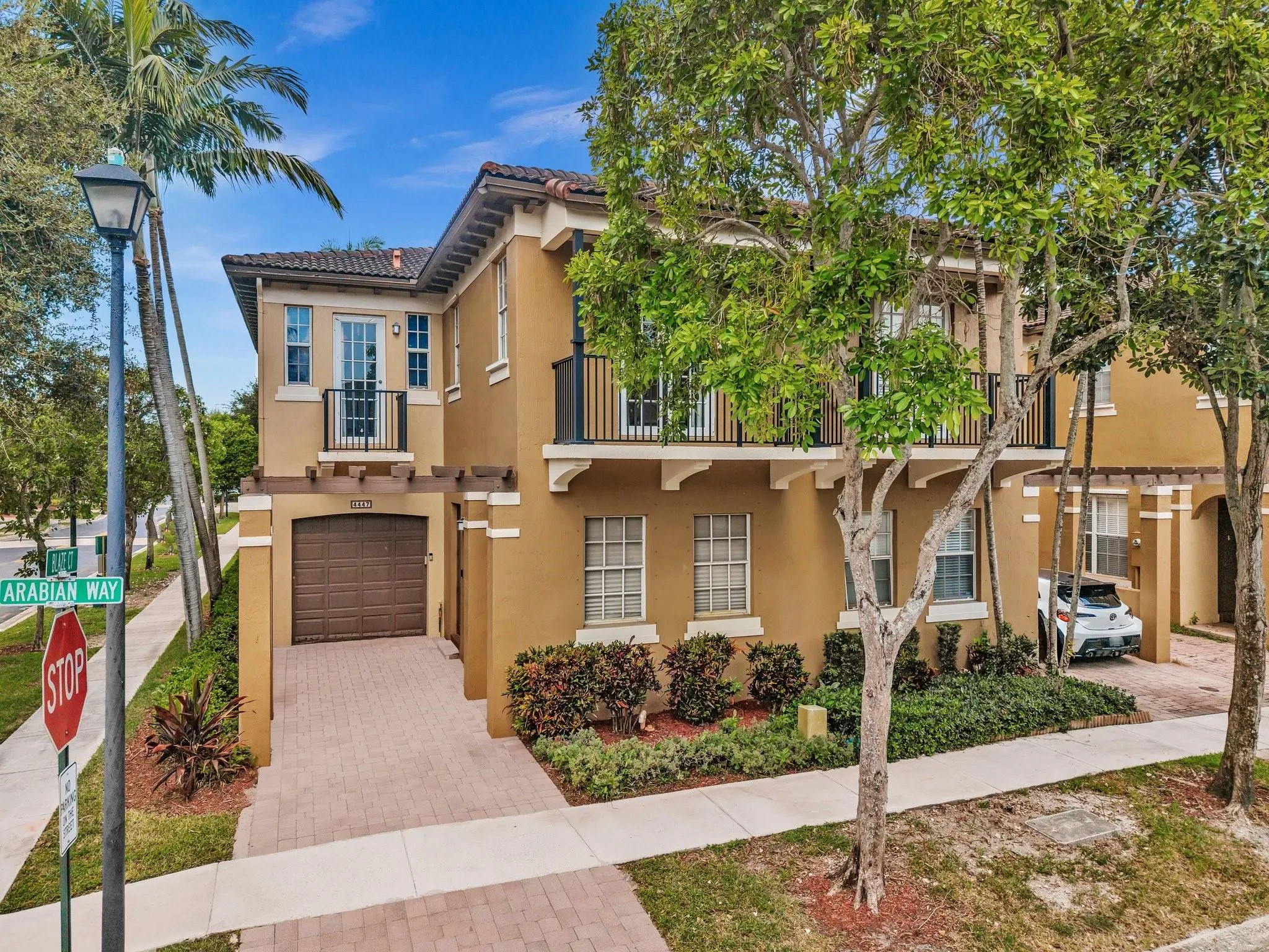 4447 Arabian Way, #4447