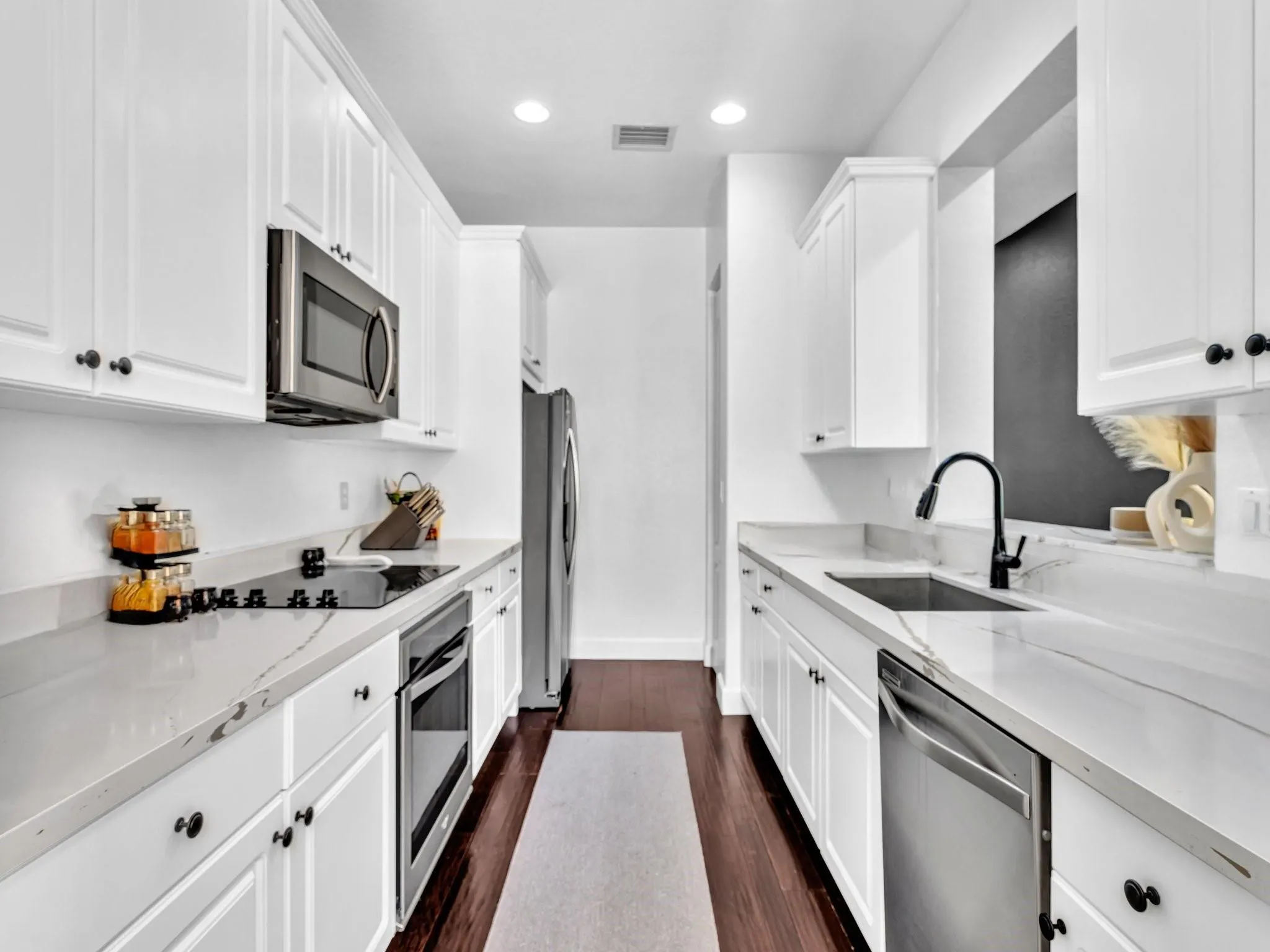 4447 Arabian Way, #4447