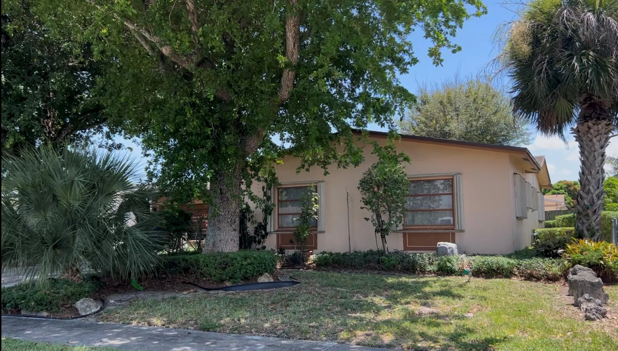6360 SW 9th Pl
