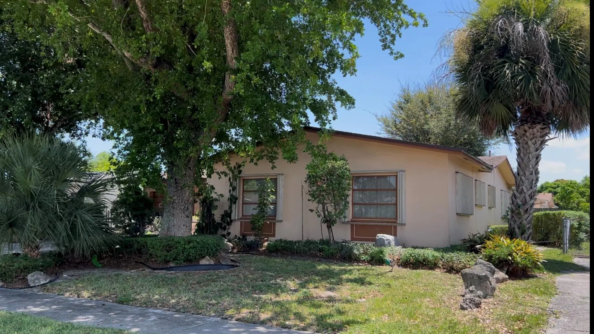 6360 SW 9th Pl