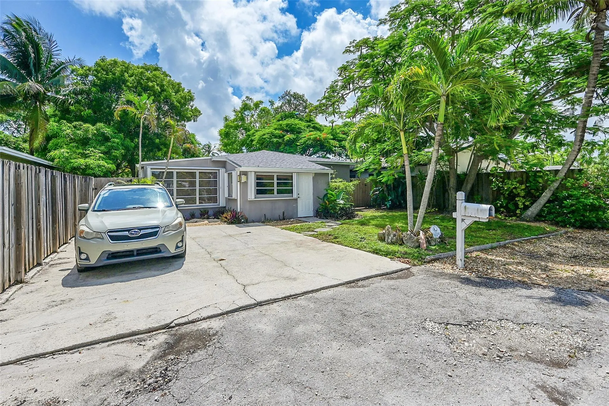 1132 NW 3rd Ave