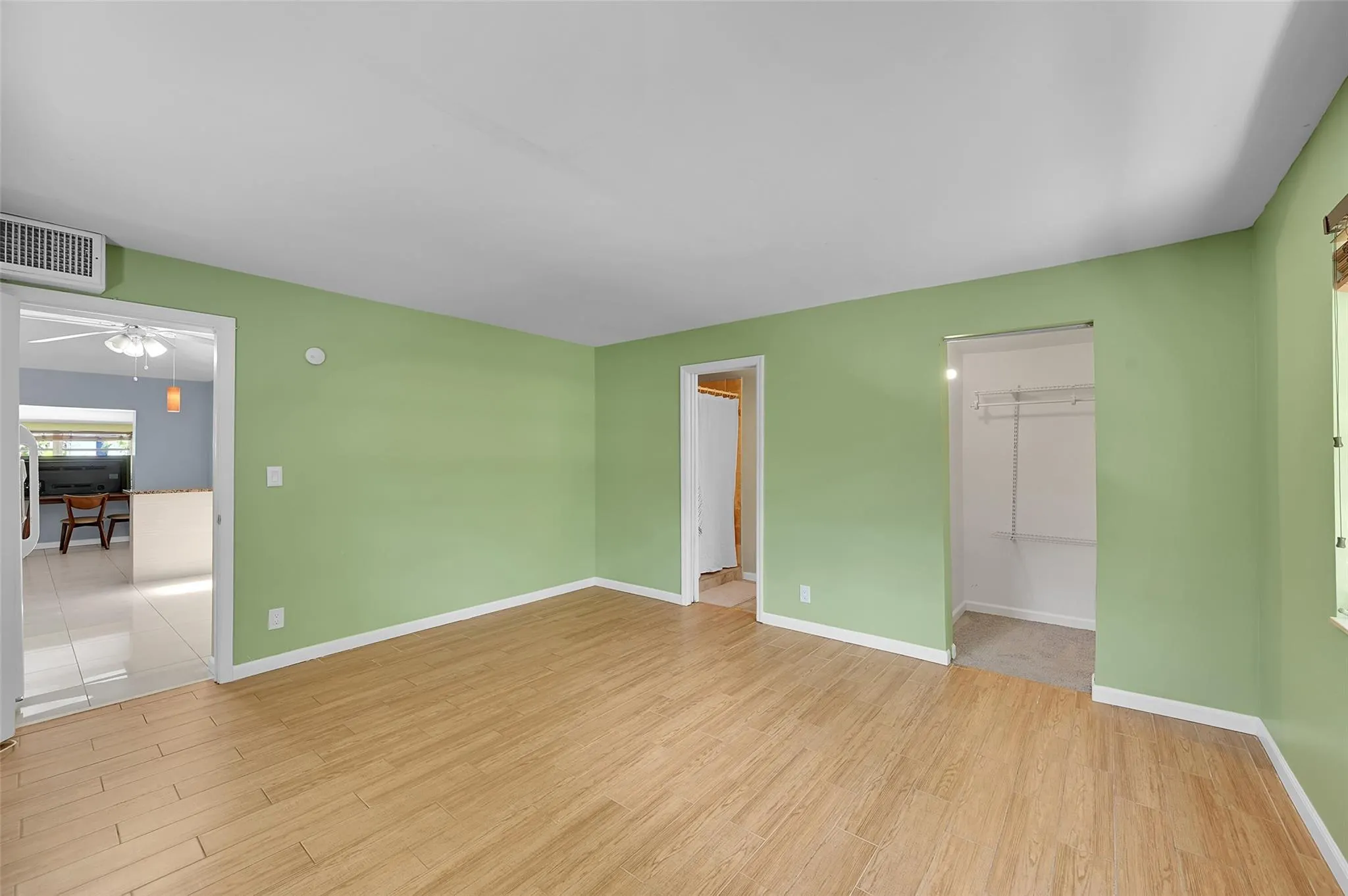 1132 NW 3rd Ave