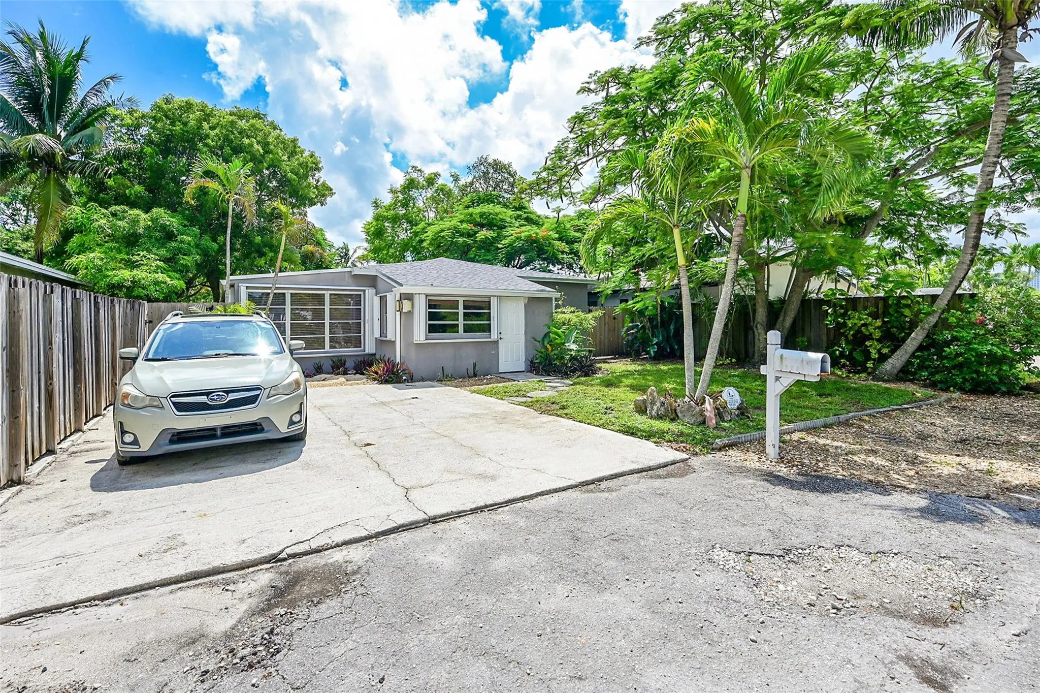 1132 NW 3rd Ave