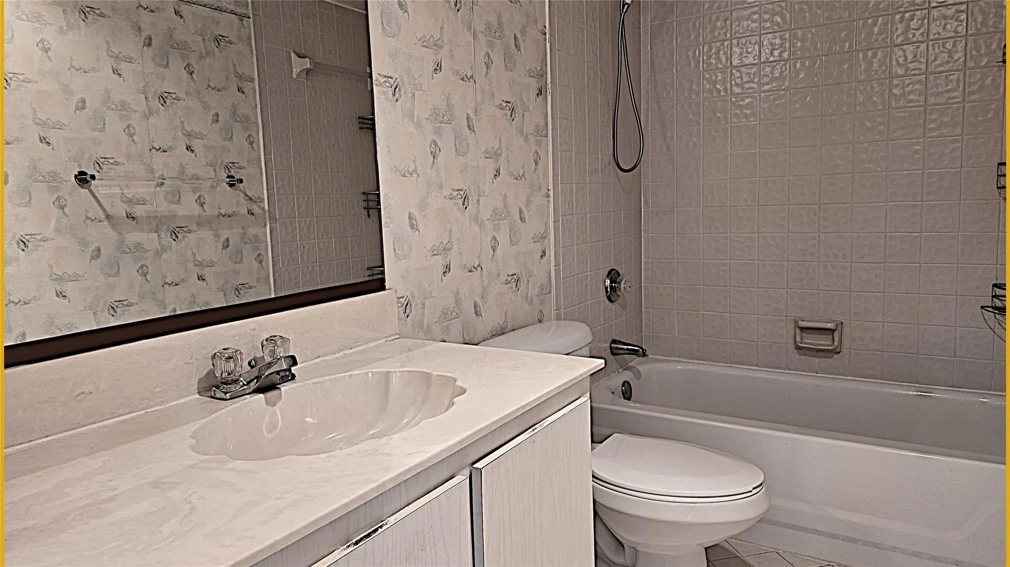 1201 River Reach Dr, #416