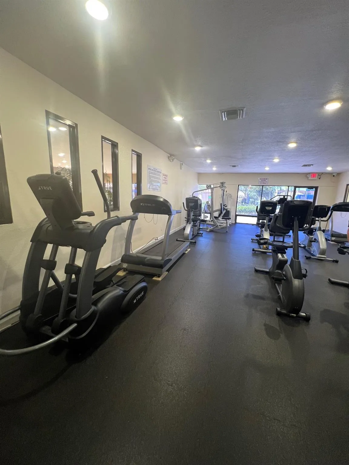 2720 N Pine Island Rd, #101