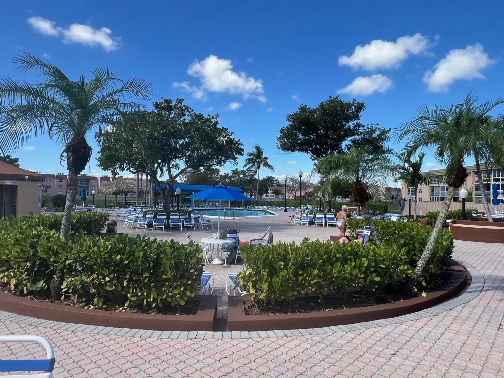 2720 N Pine Island Rd, #101