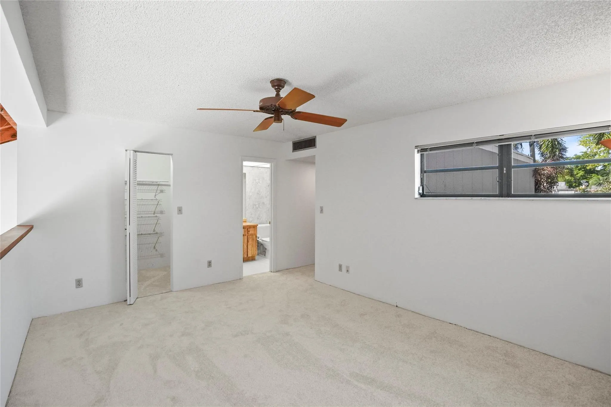 1111 Windward Dr