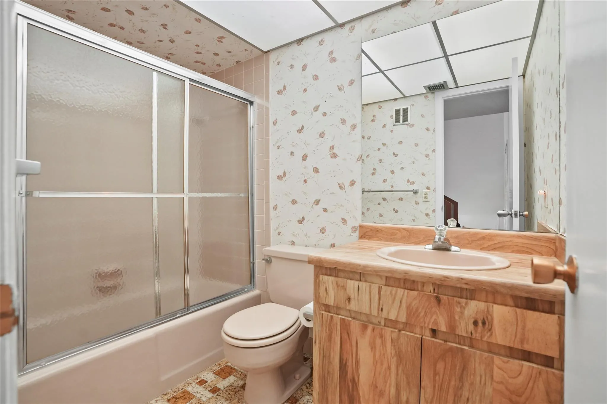 1111 Windward Dr