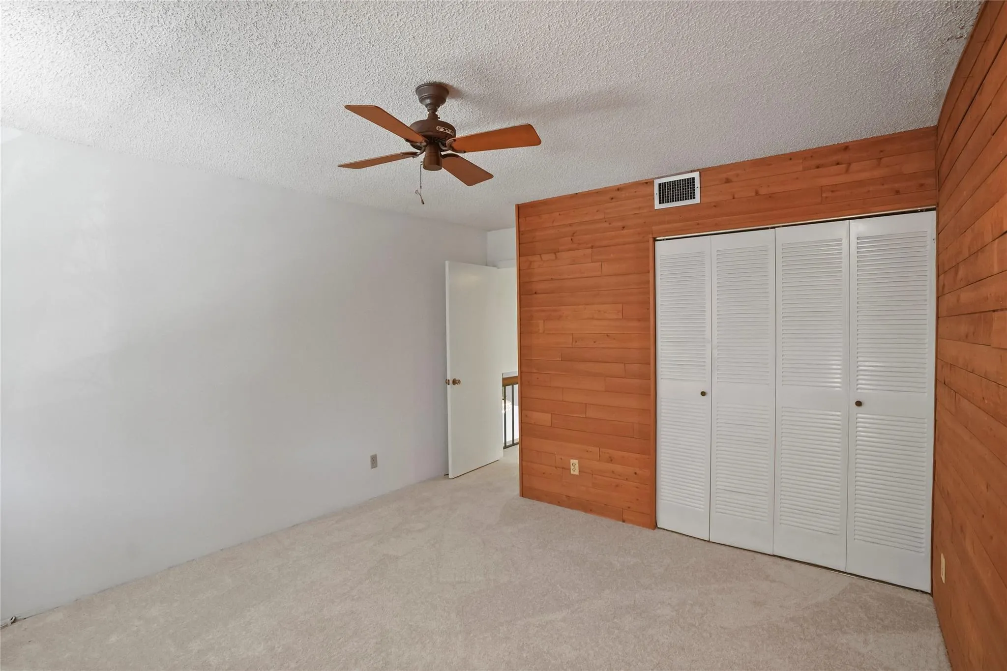 1111 Windward Dr