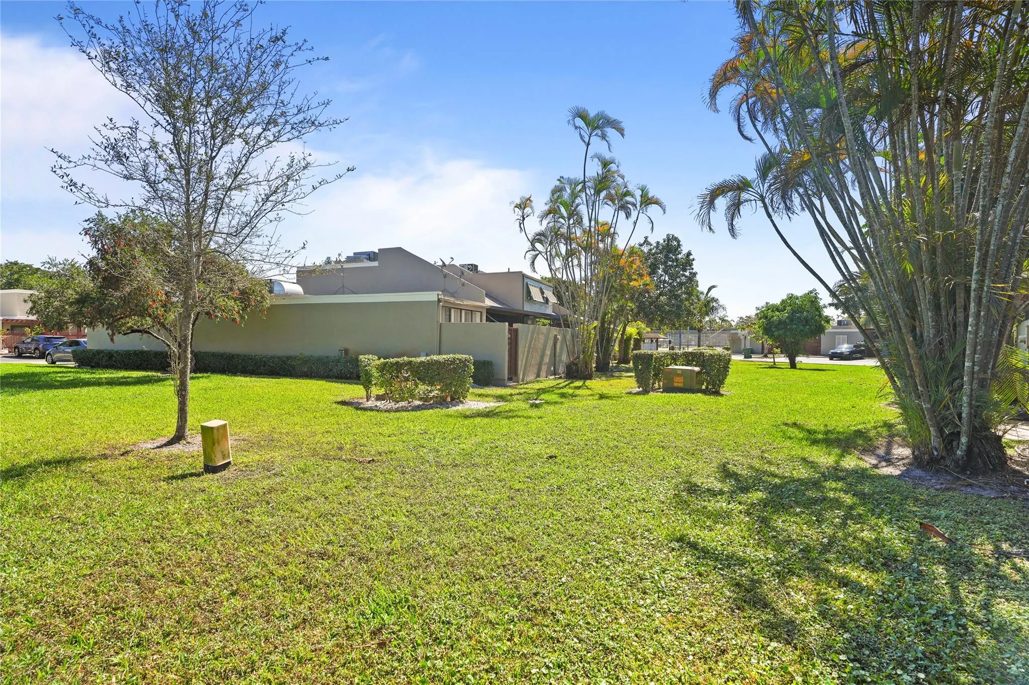 1111 Windward Dr