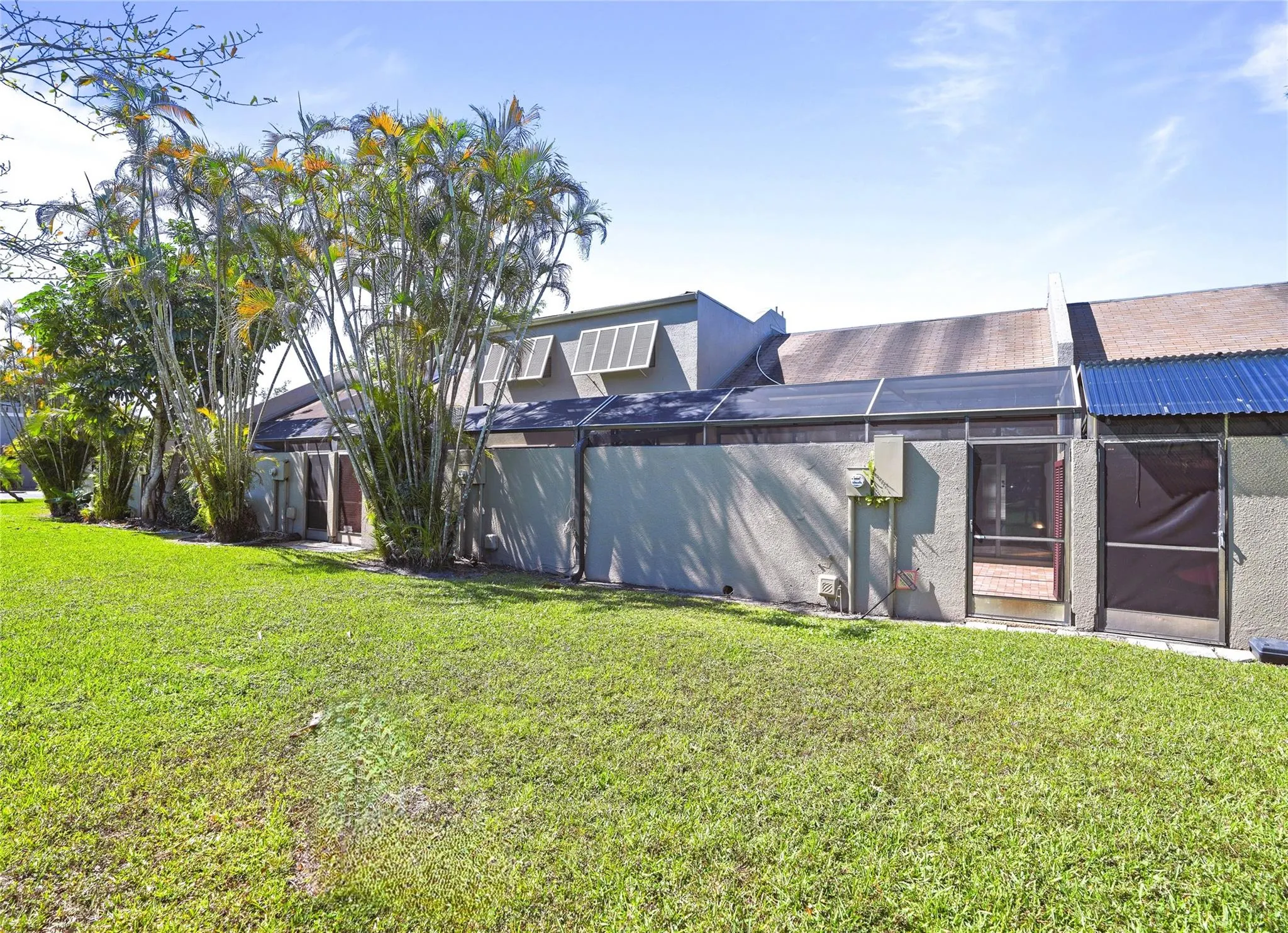 1111 Windward Dr