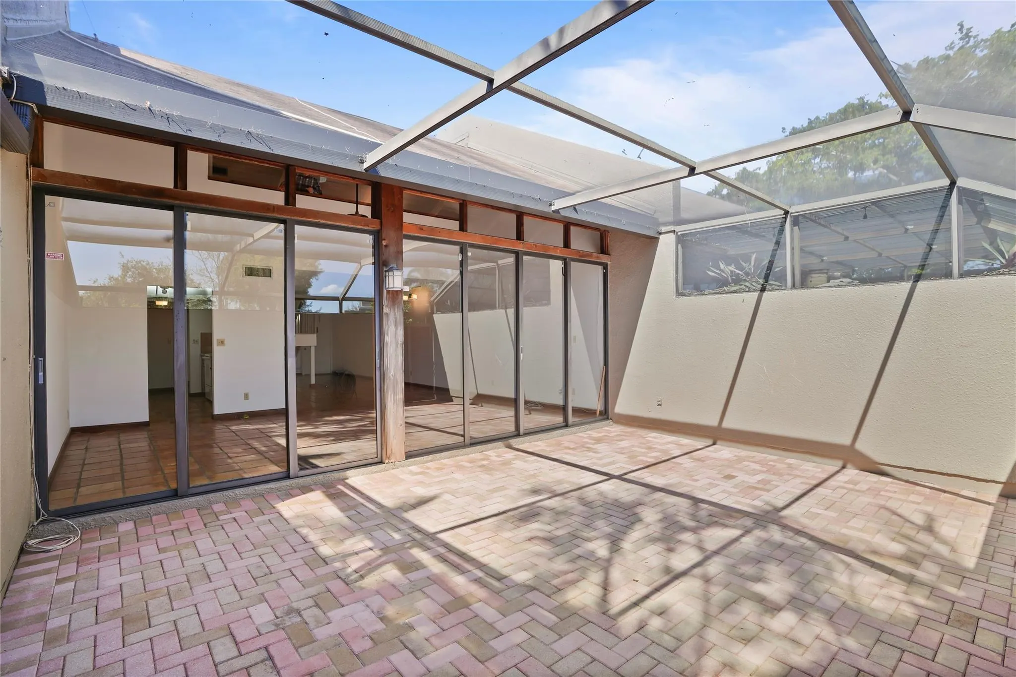 1111 Windward Dr