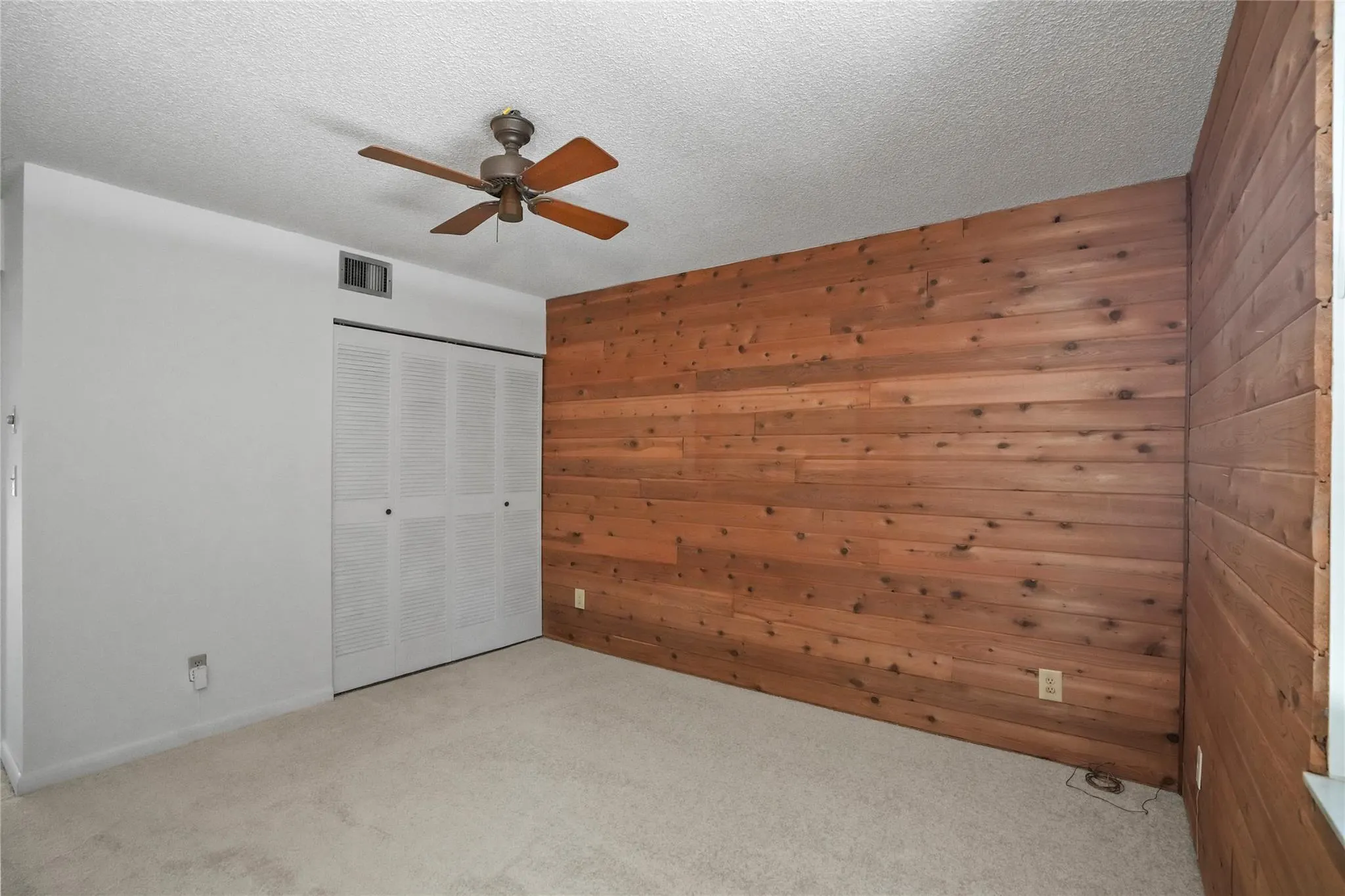 1111 Windward Dr
