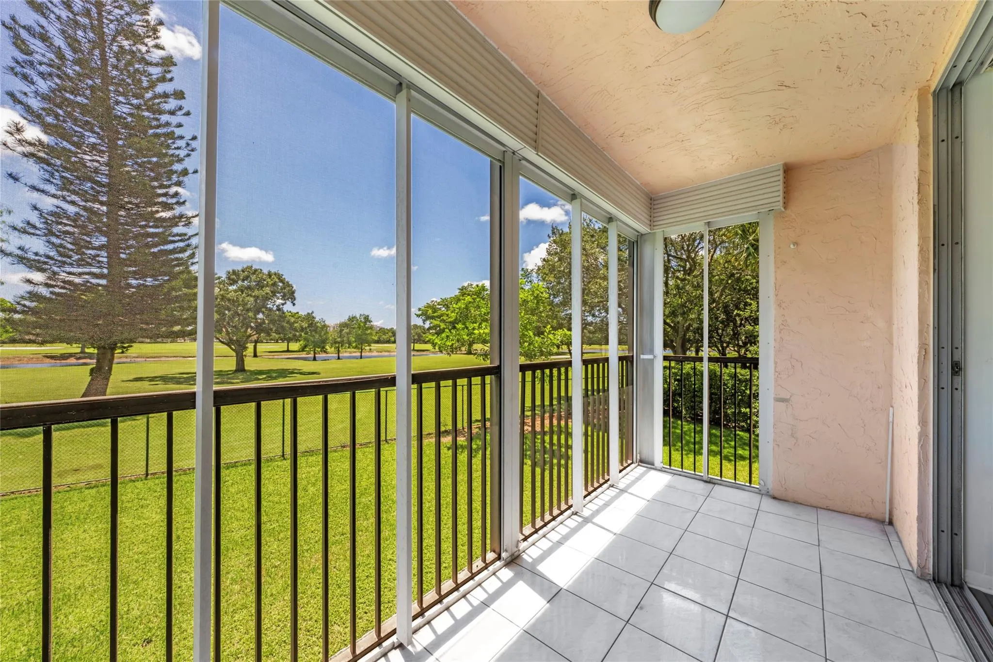 3150 W Rolling Hills Cir, #210