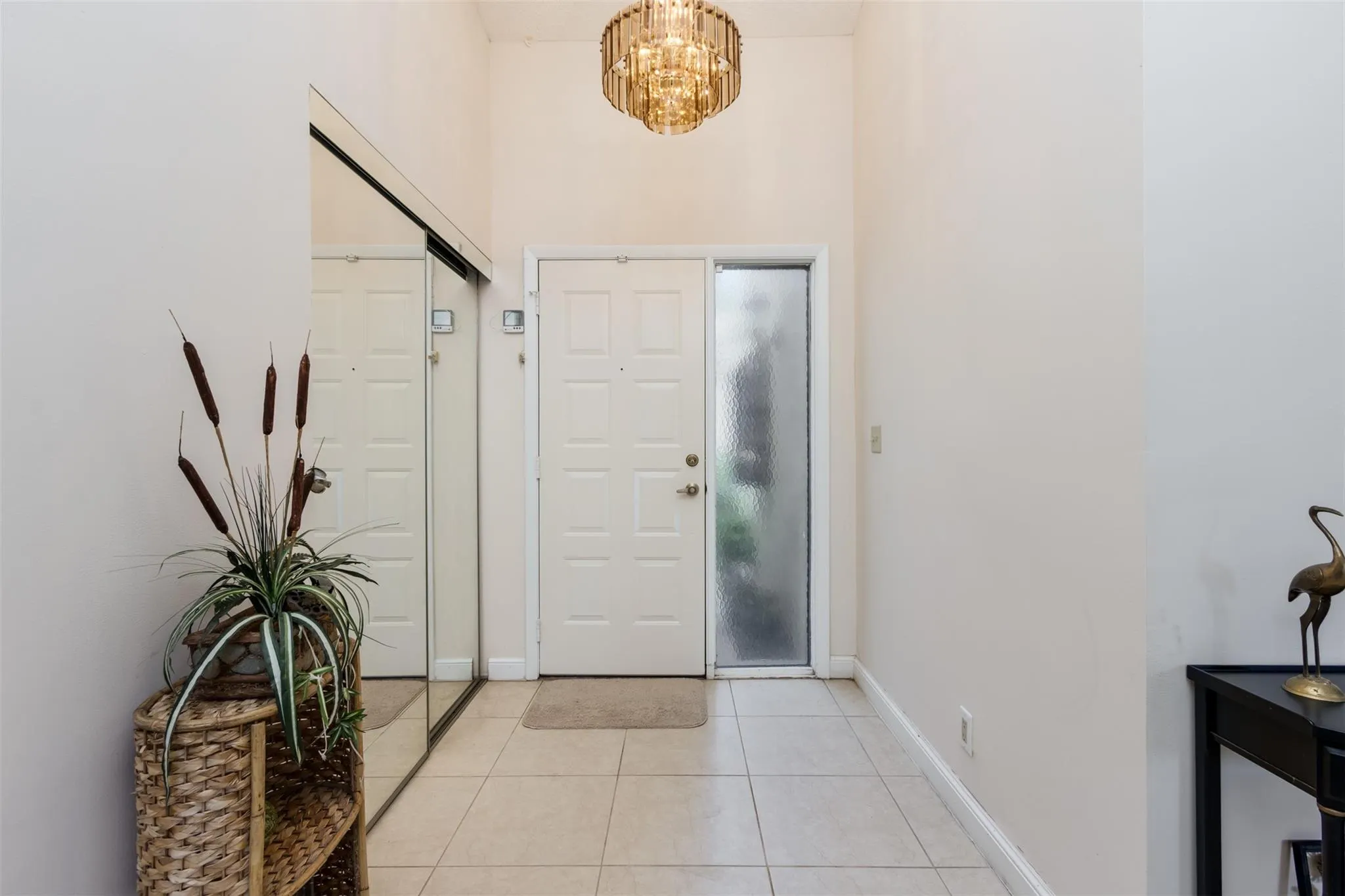 4915 Calamondin Cir