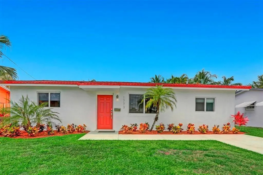 1773 SW 28th Way