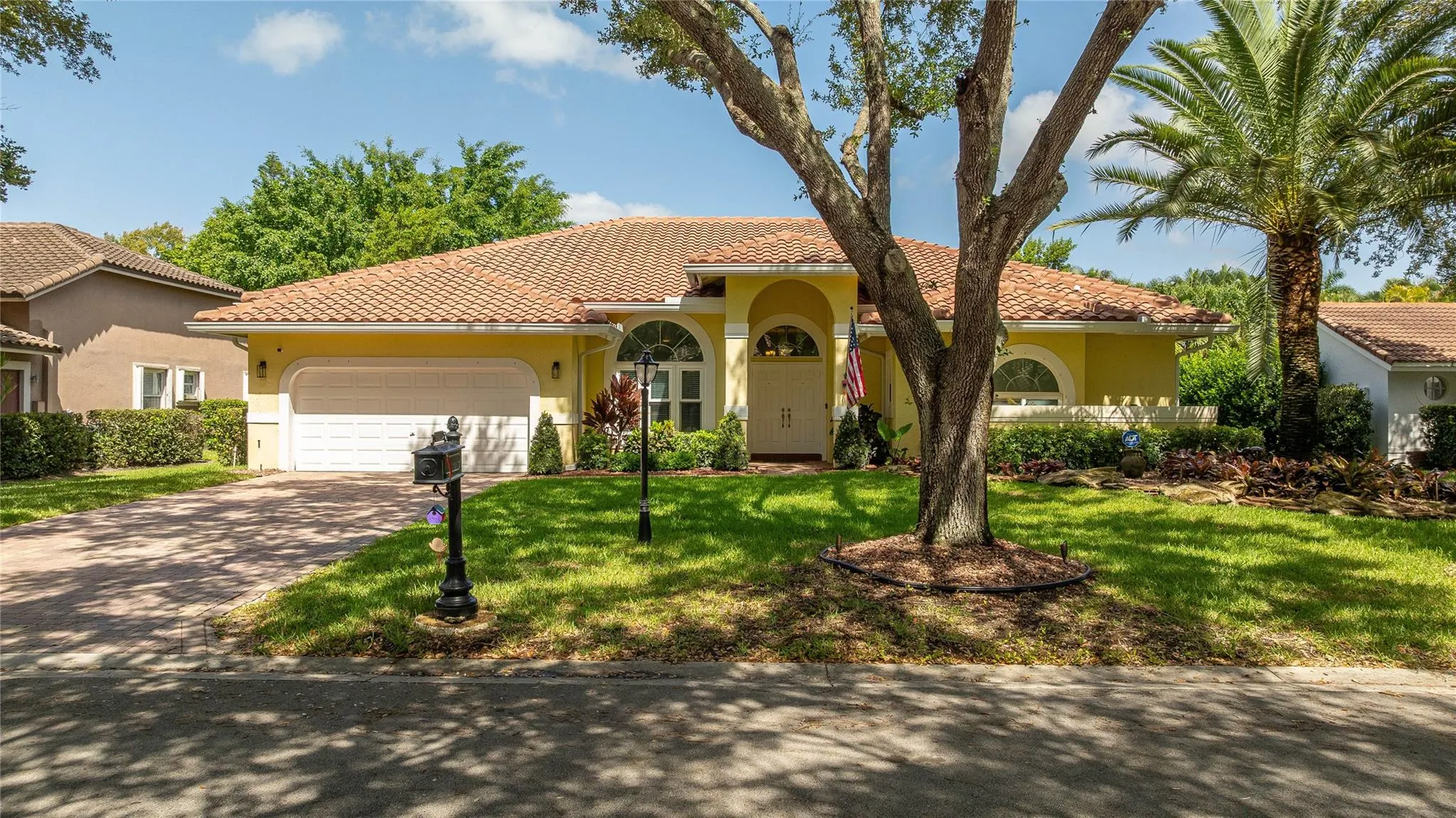 5815 NW 96th Dr