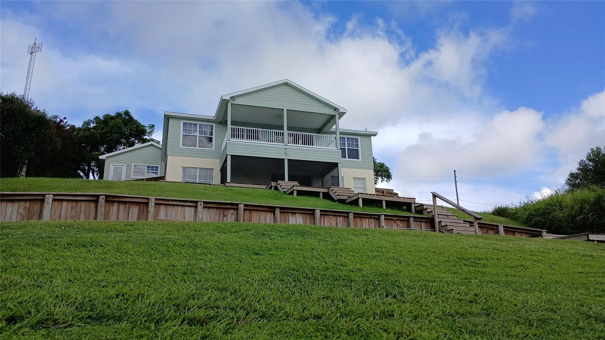 511 Lake Saddlebags Dr