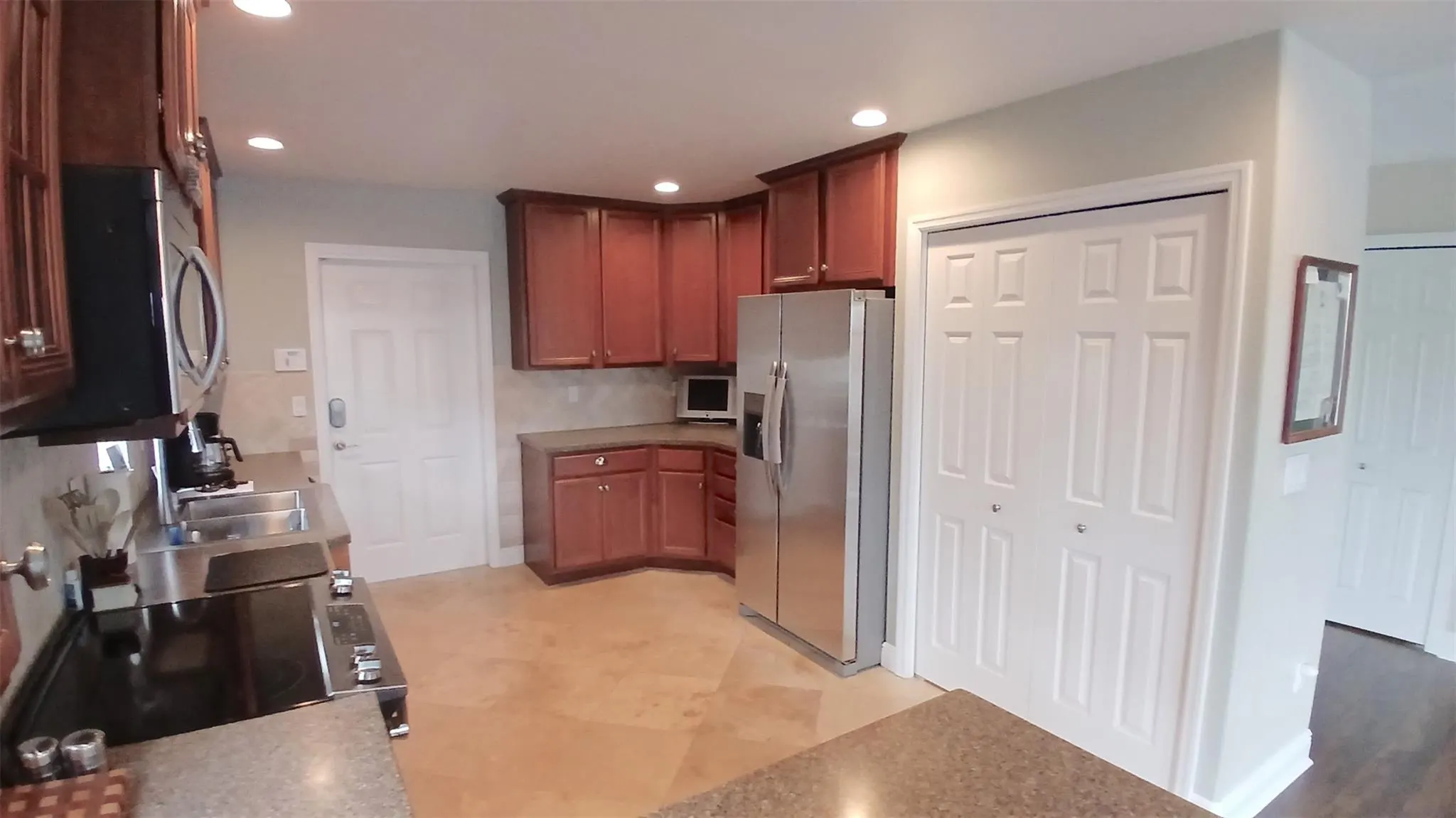 511 Lake Saddlebags Dr