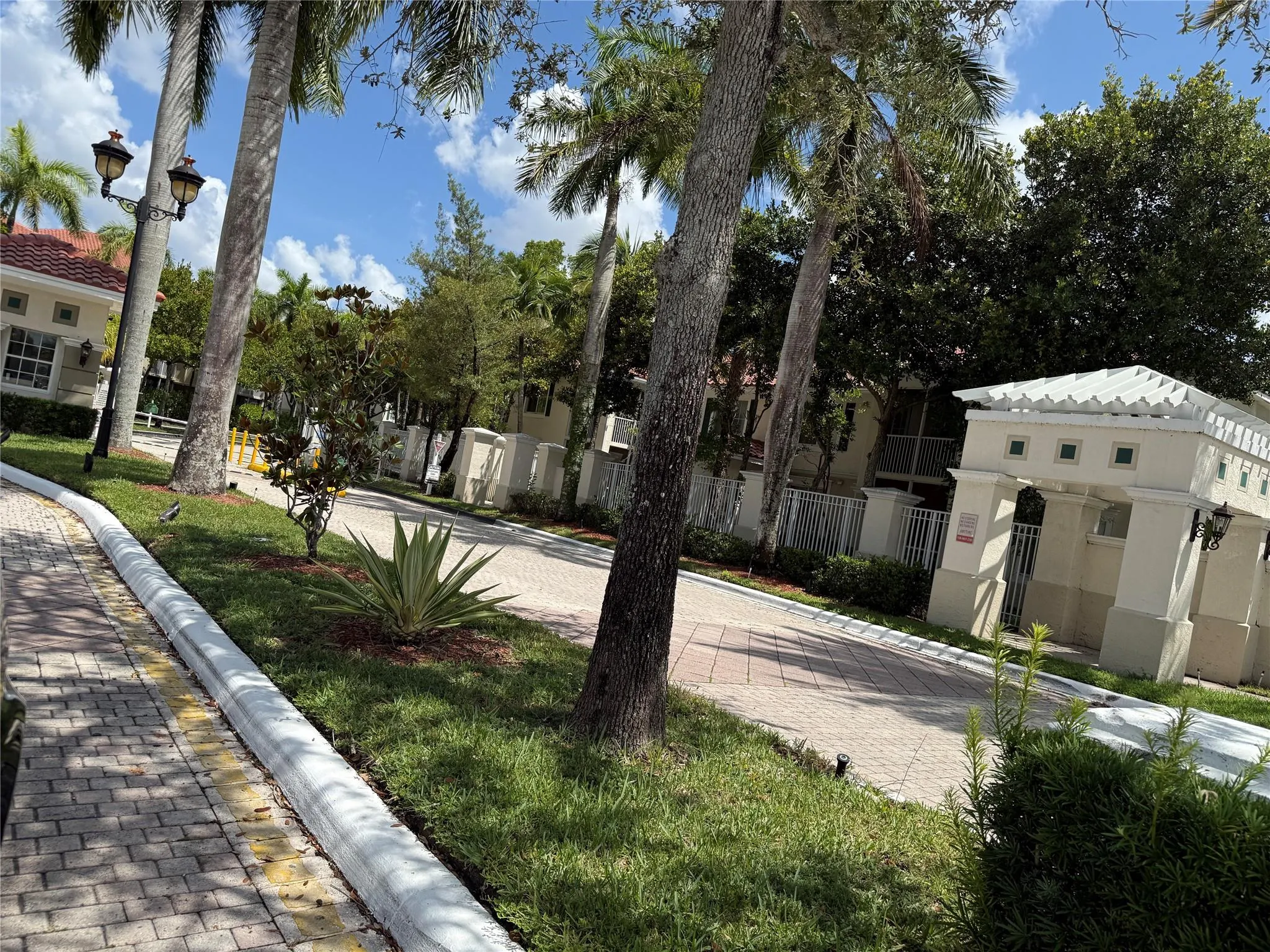 11745 W Atlantic Blvd, #1734