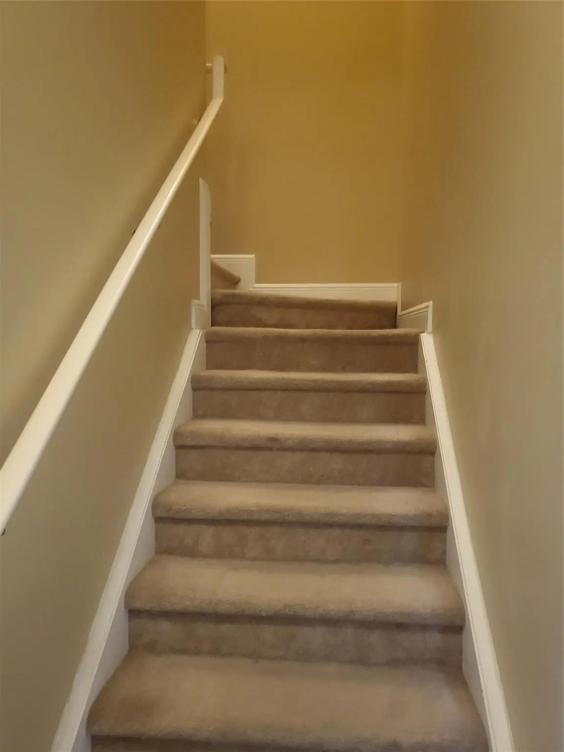 3331 Lakeside Drive, #37