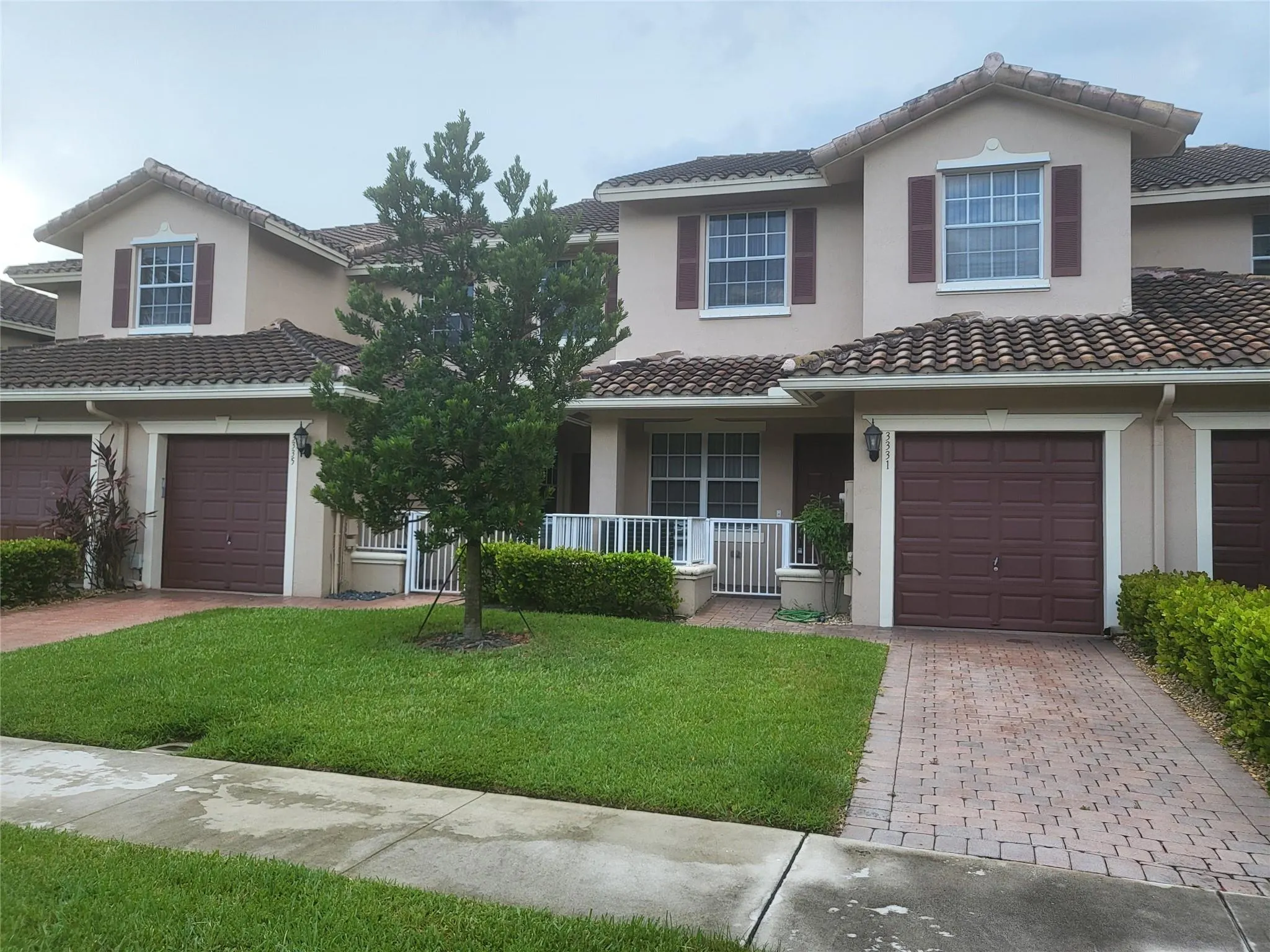 3331 Lakeside Drive, #37