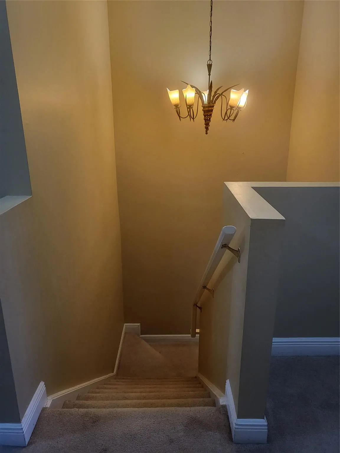 3331 Lakeside Drive, #37