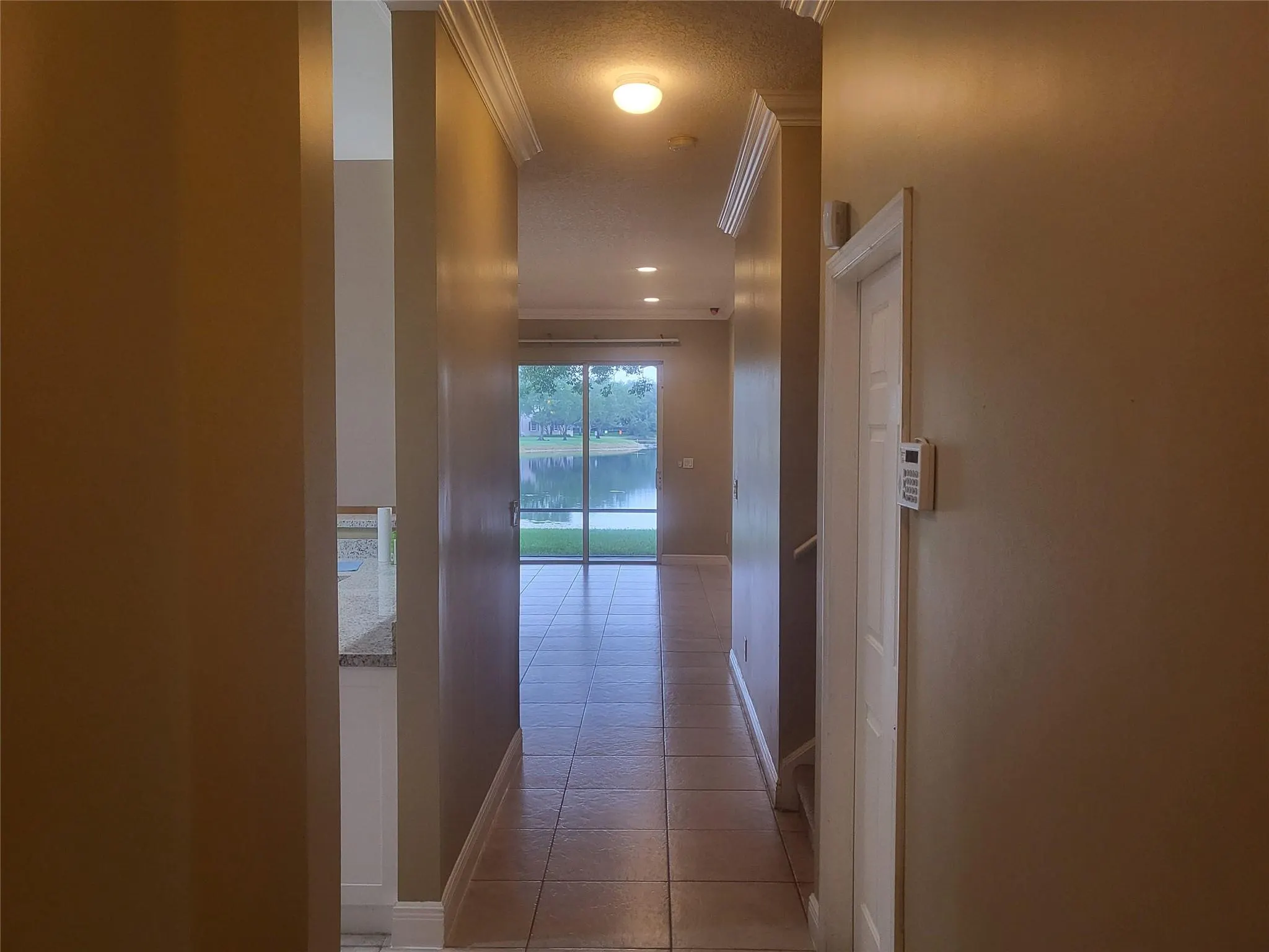 3331 Lakeside Drive, #37