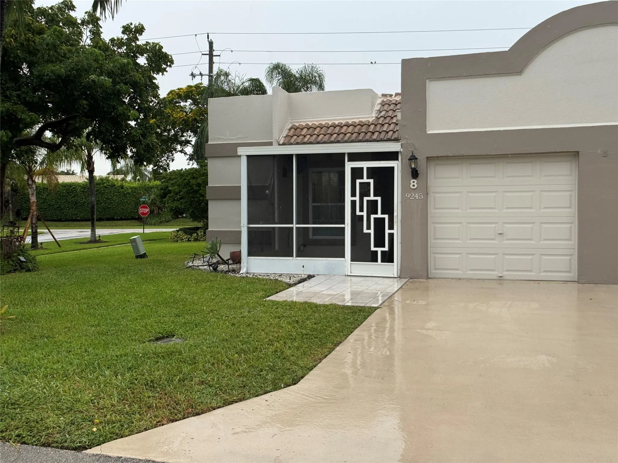 9245 Flynn Cir, #8
