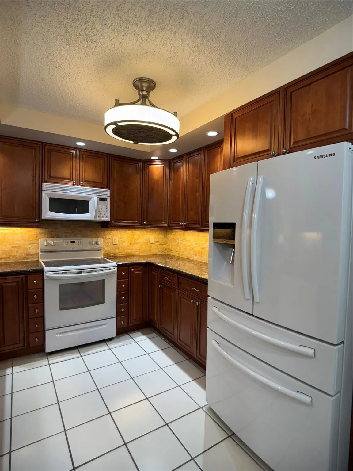 9245 Flynn Cir, #8