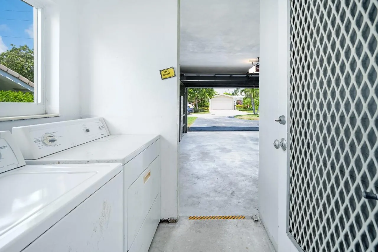 232 Codrington Dr