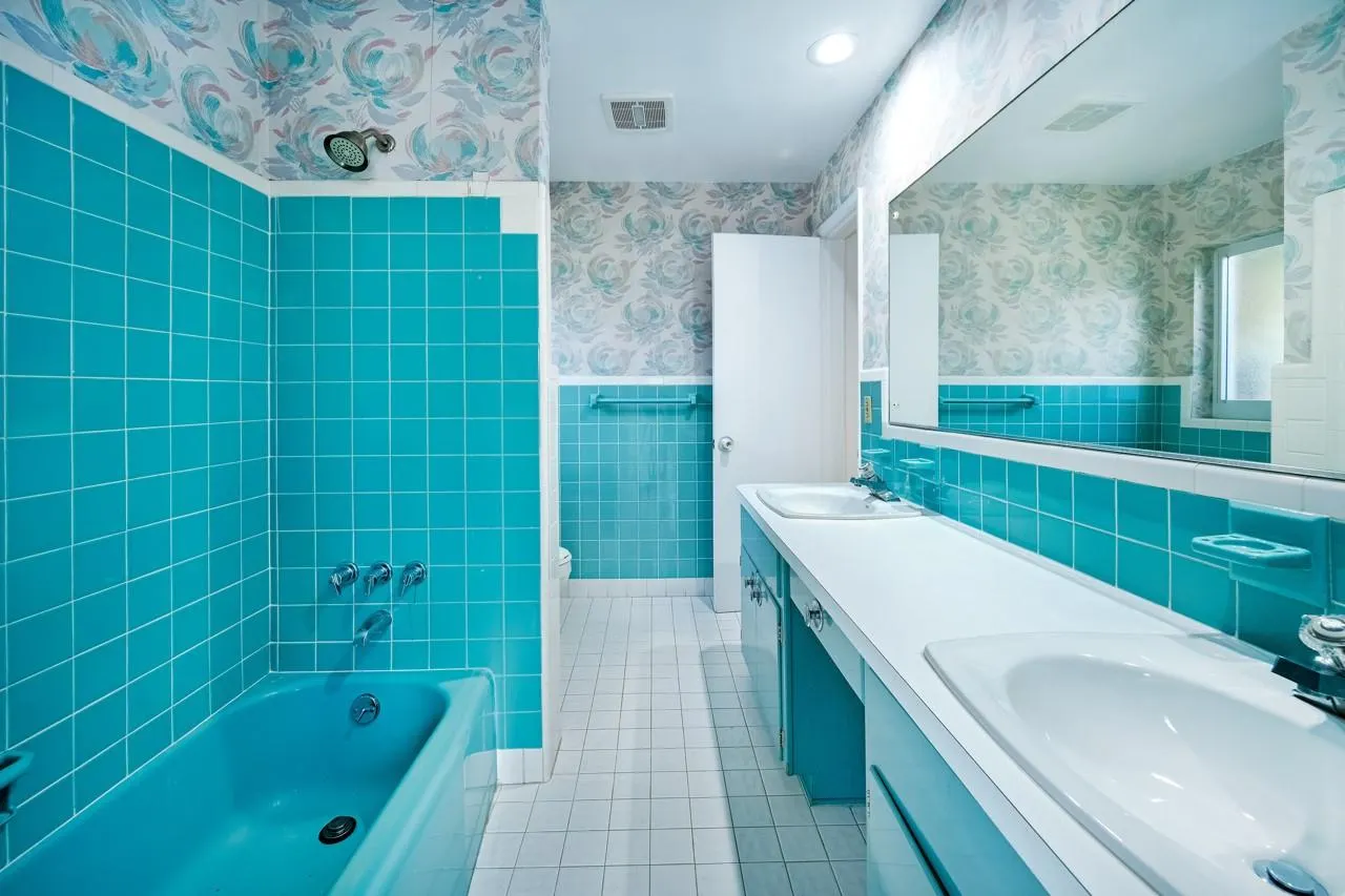 232 Codrington Dr