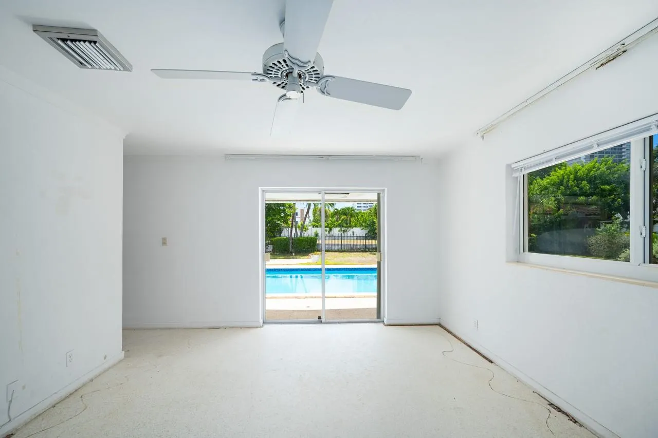 232 Codrington Dr
