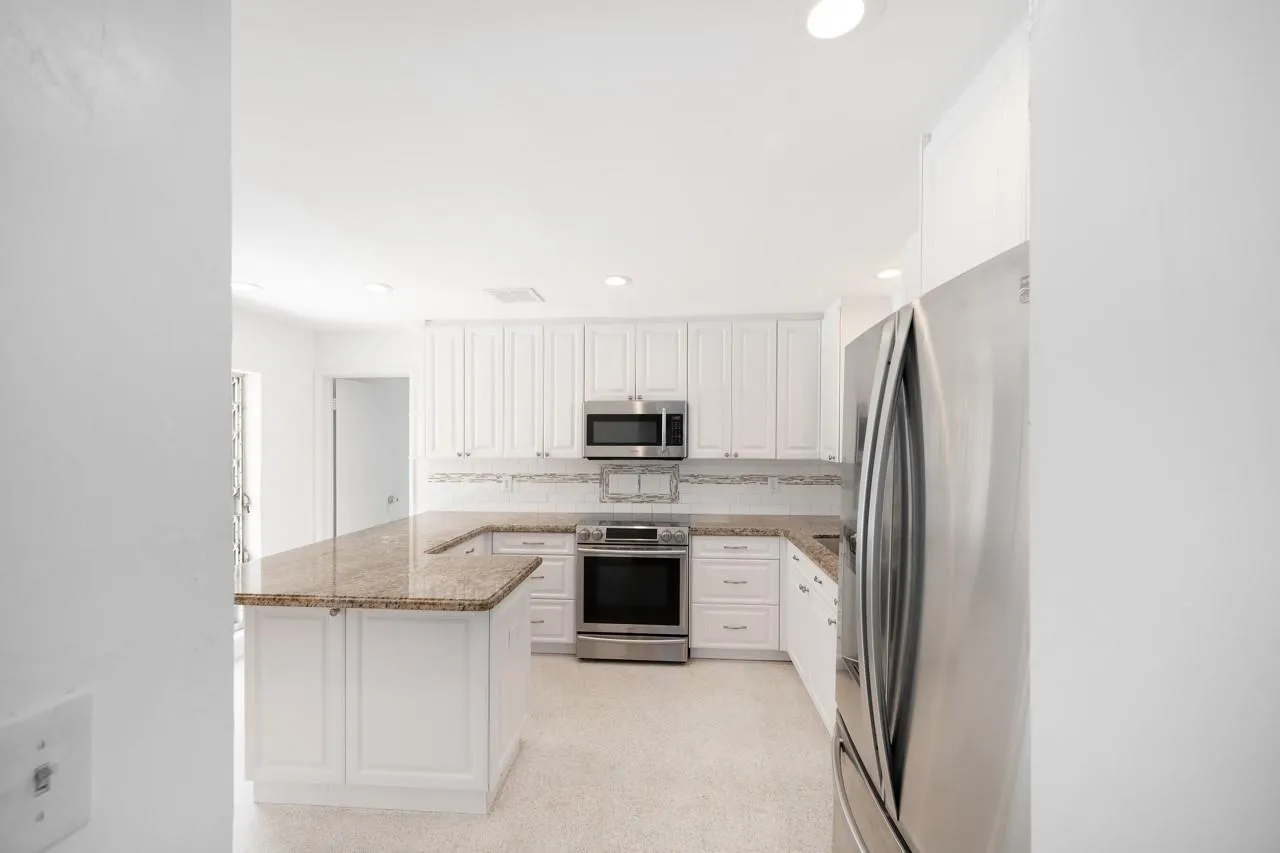 232 Codrington Dr