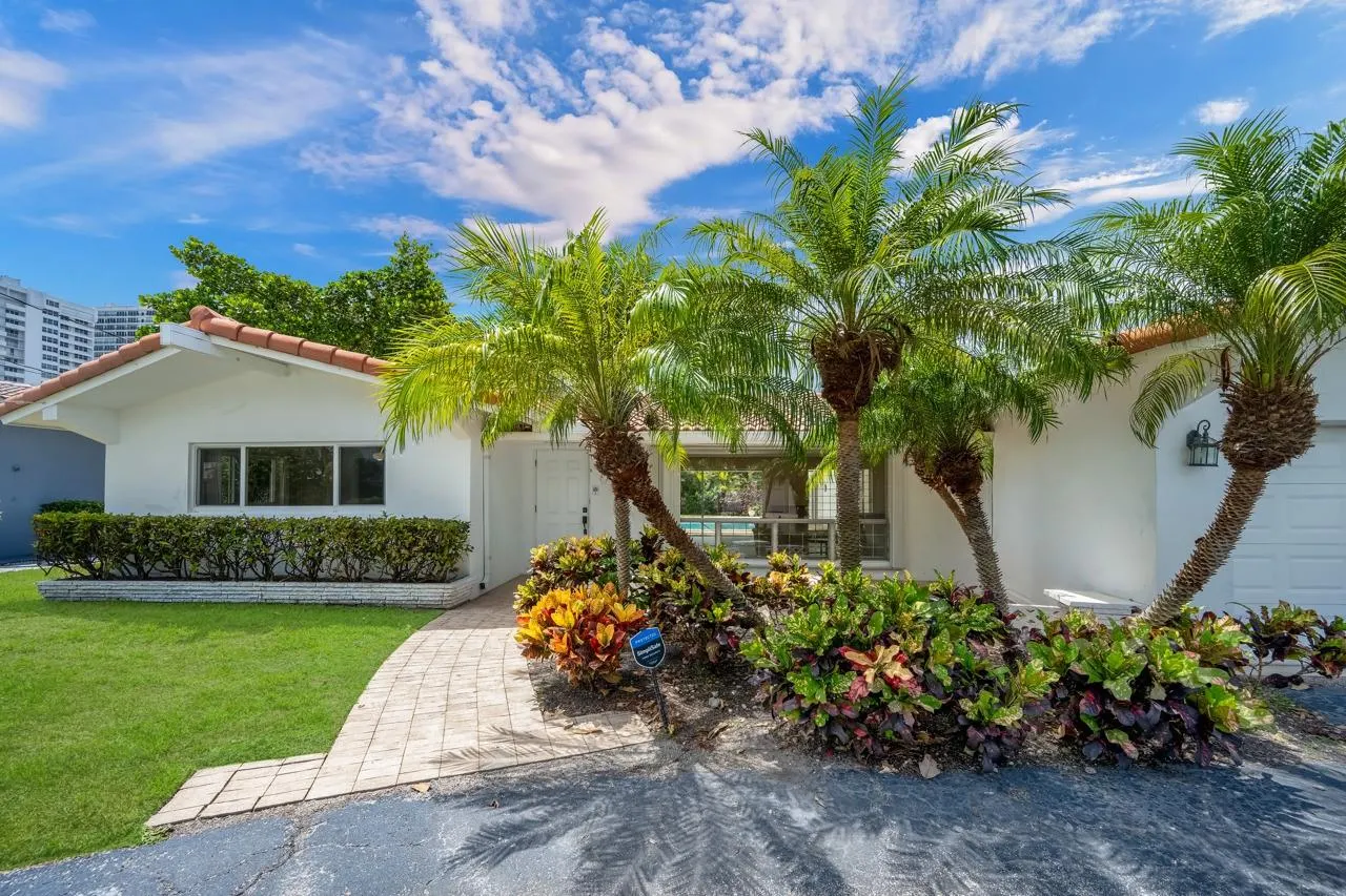 232 Codrington Dr